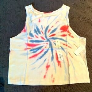 𝅺juniors' SO® Cropped Racerback Tank Top